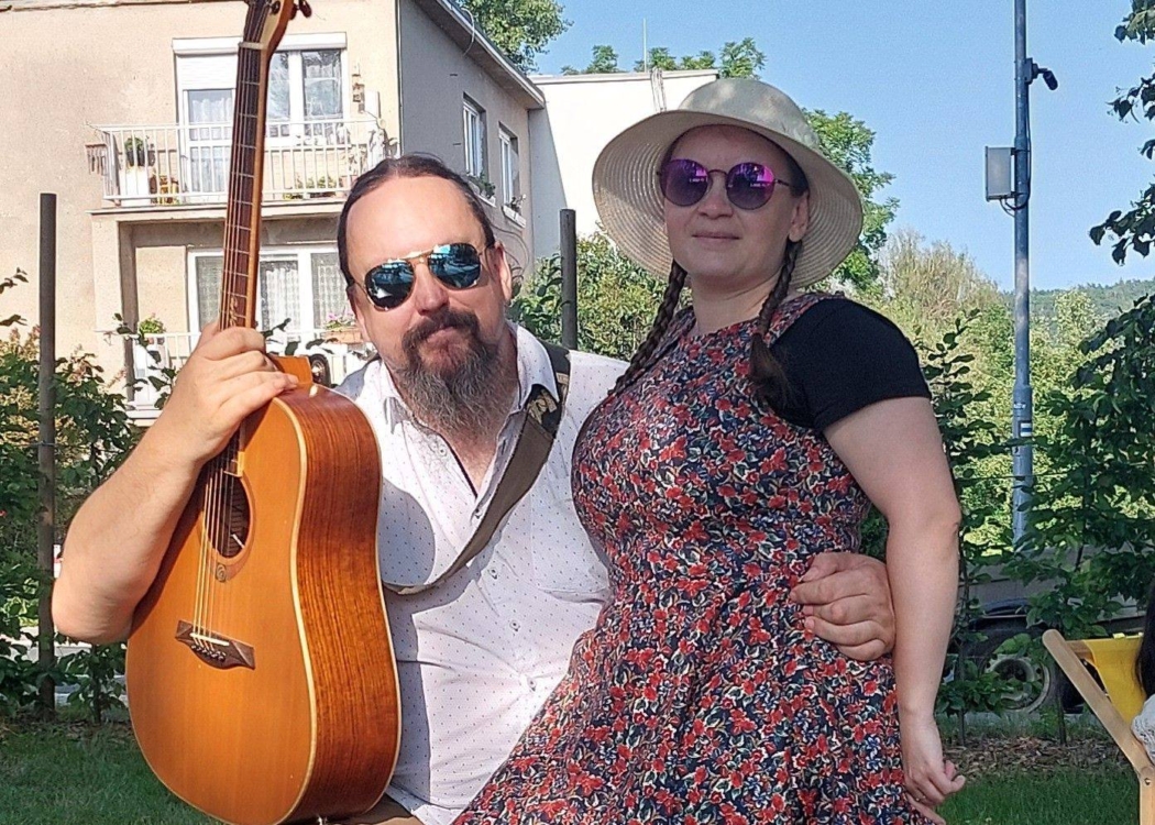 Neobyčejná harmonika duo