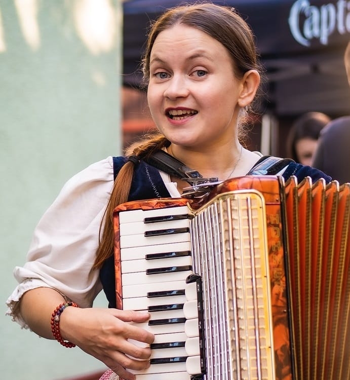 Tereza Kniežová a harmonika