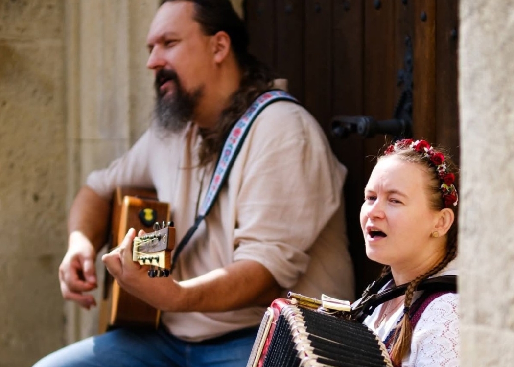 Neobyčejná harmonika Duo