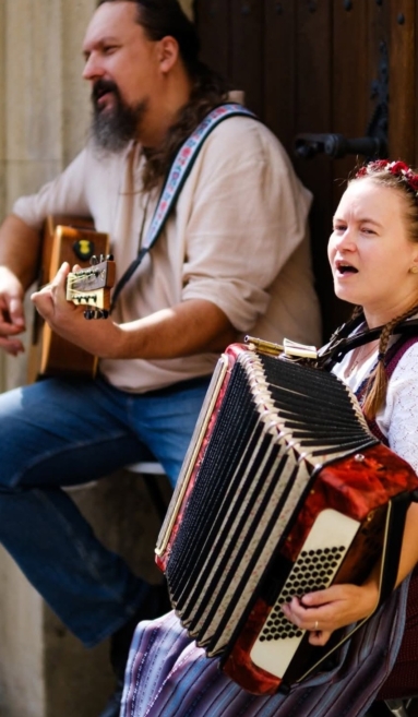 Neobyčejná harmonika Duo