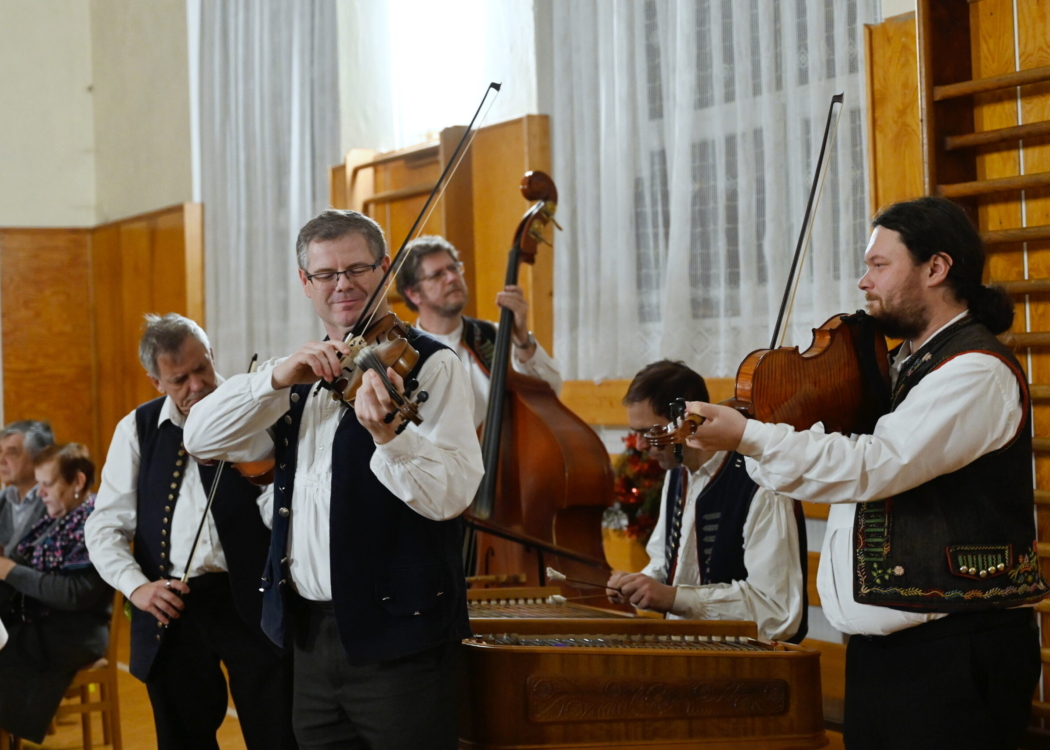 Cimbálová muzika Eliška